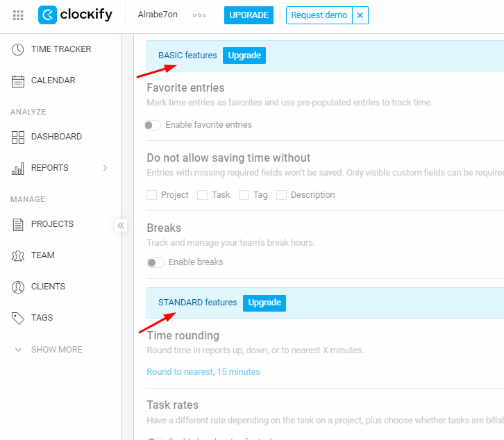 واجهة خصائص باقات Clockify تظهر خصائص باقات Basic وStandard مع خيارات الترقية