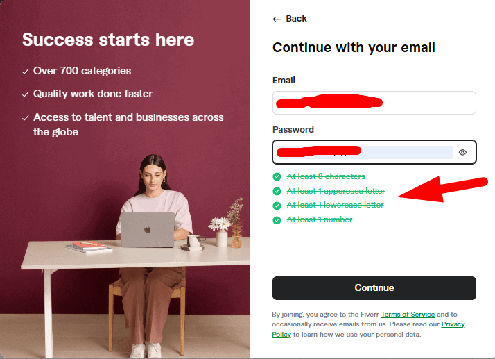 الخطوة الثانية للتسجيل في فايفر: شاشة إدخال البريد الإلكتروني وكلمة المرور الجديدة، مع توضيح شروط كلمة المرور.